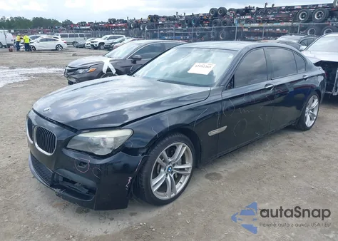 2012 BMW 750Li из США, поврежденный, VIN WBAKB8C57CDX20821